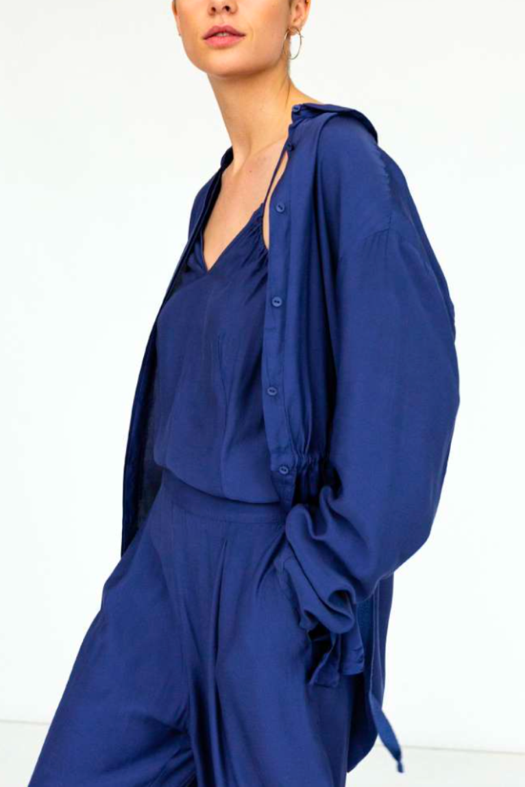 Lainey blouse dark blueberry