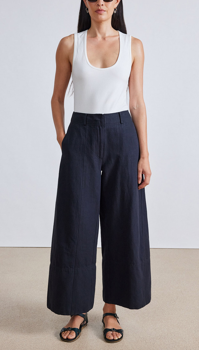 Malou wide leg pant in black