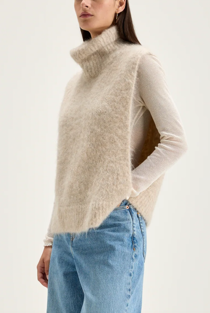 Daren vest popover oyster