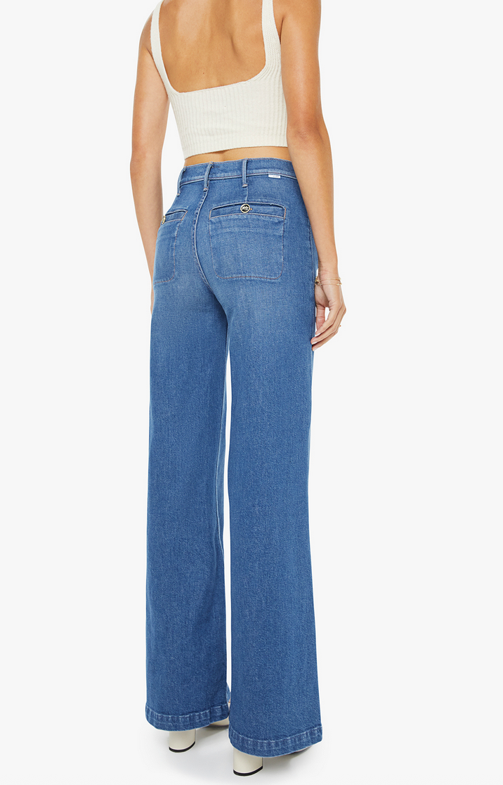 the stashed hustler roller sneak whisk me away