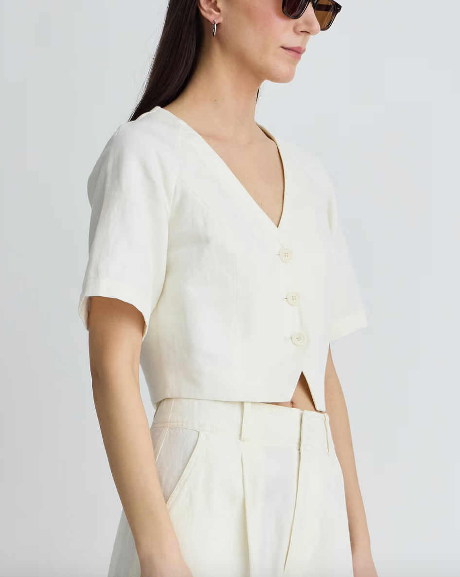 lia crop cream