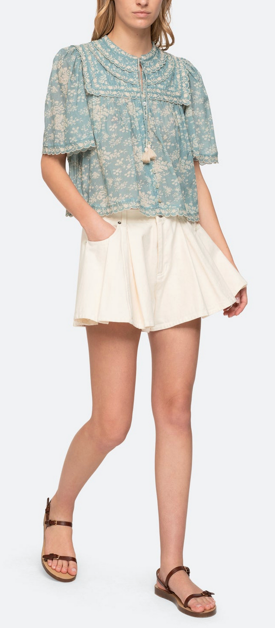 Kirsten Top Sky