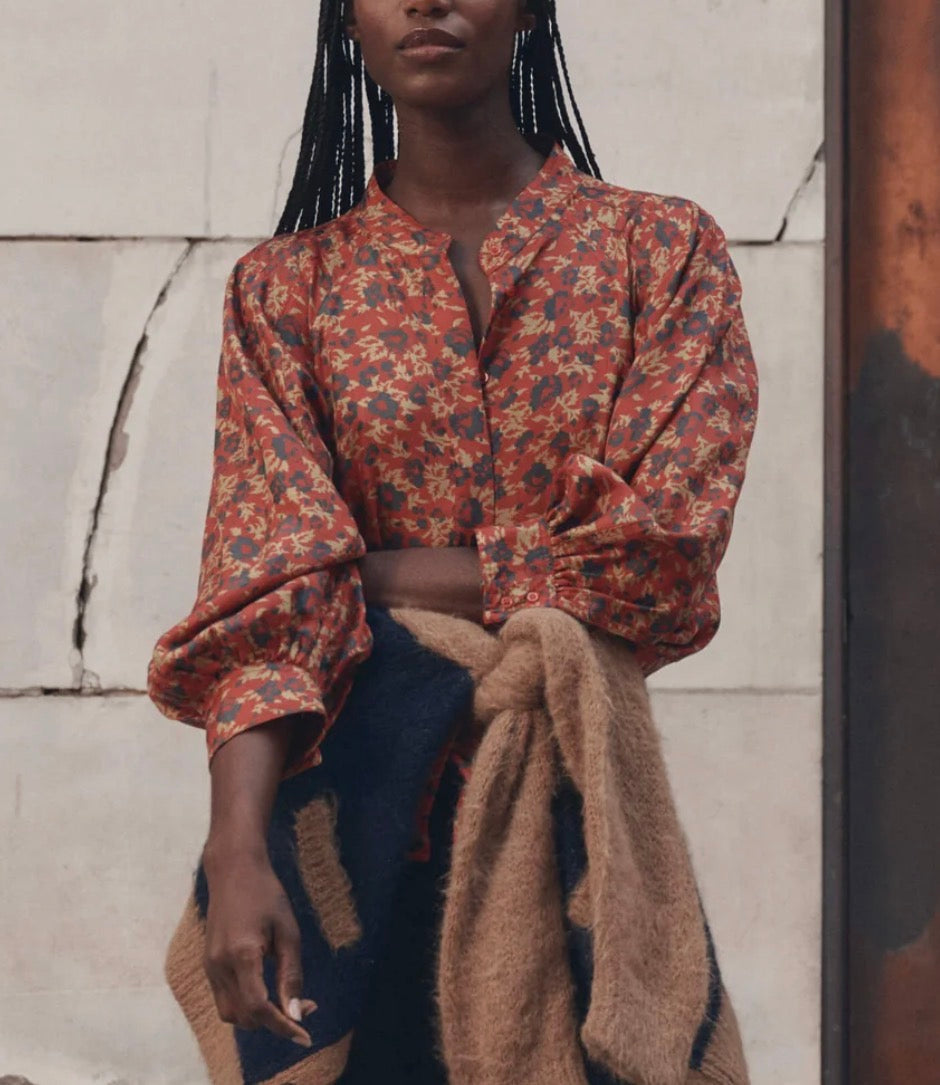 The Ashland Top Guilded Poppy