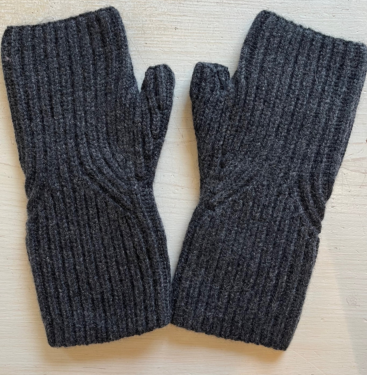 Fingeless Cashmere Gloves In Volcano