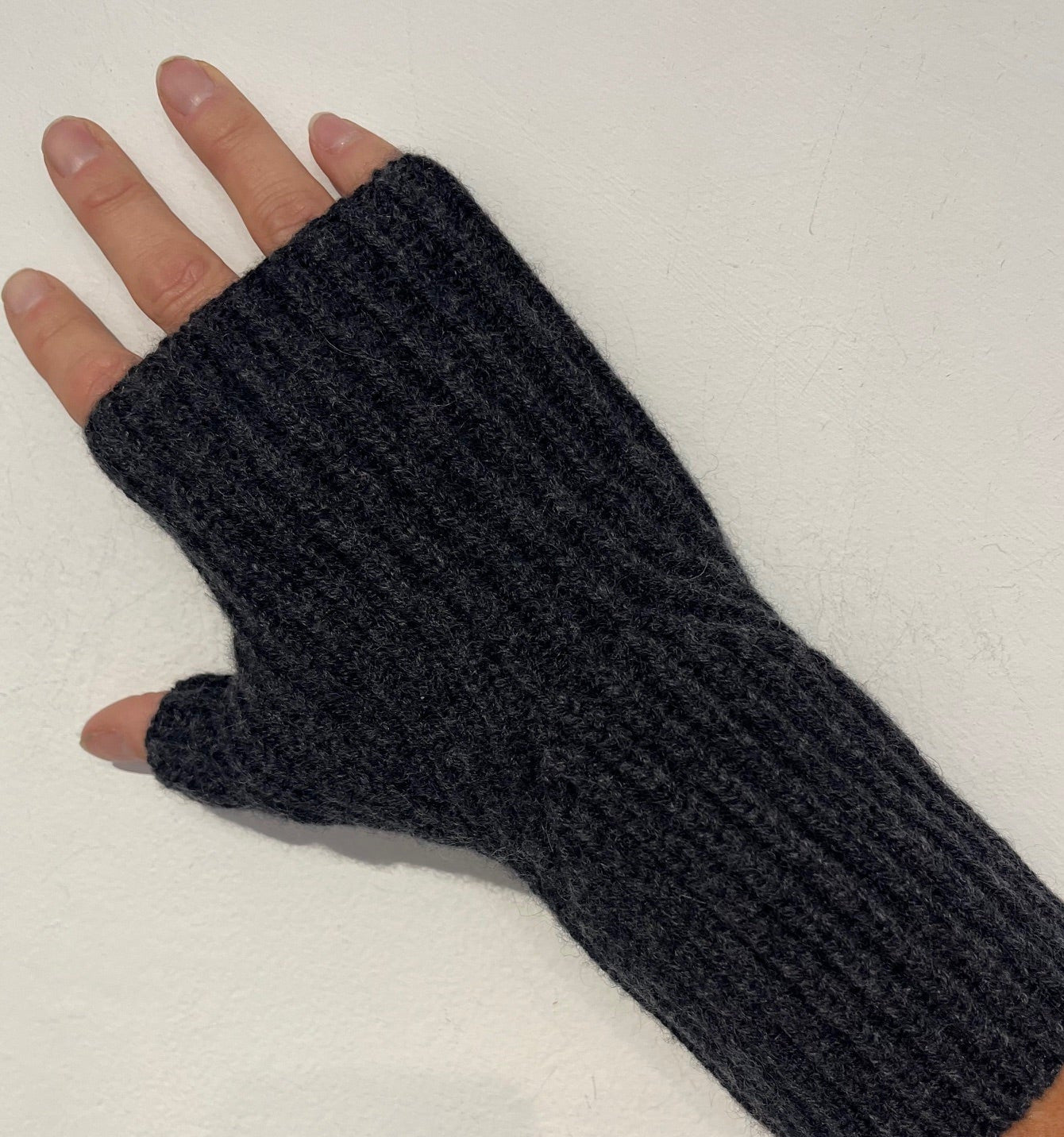 Fingeless Cashmere Gloves In Volcano