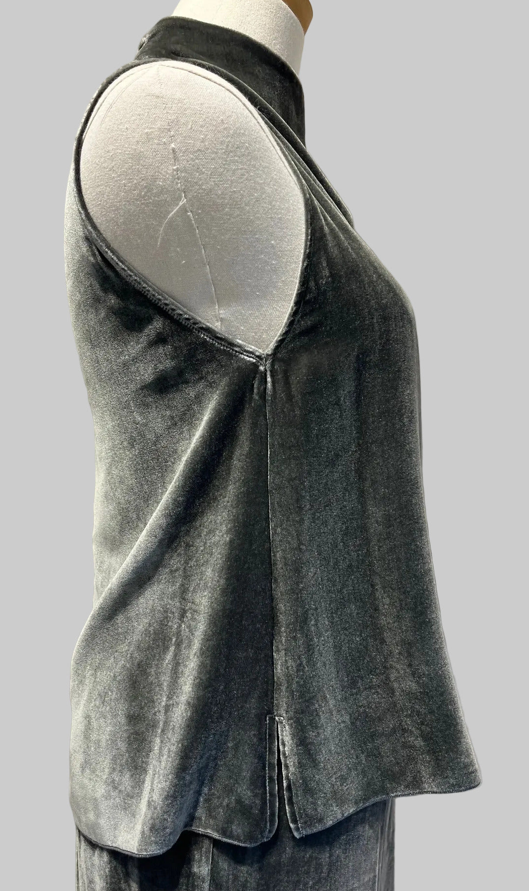 Viscose and silk velvet top grey