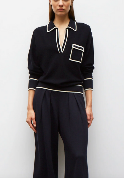 Slick knit shirt with band edge collar in natural night