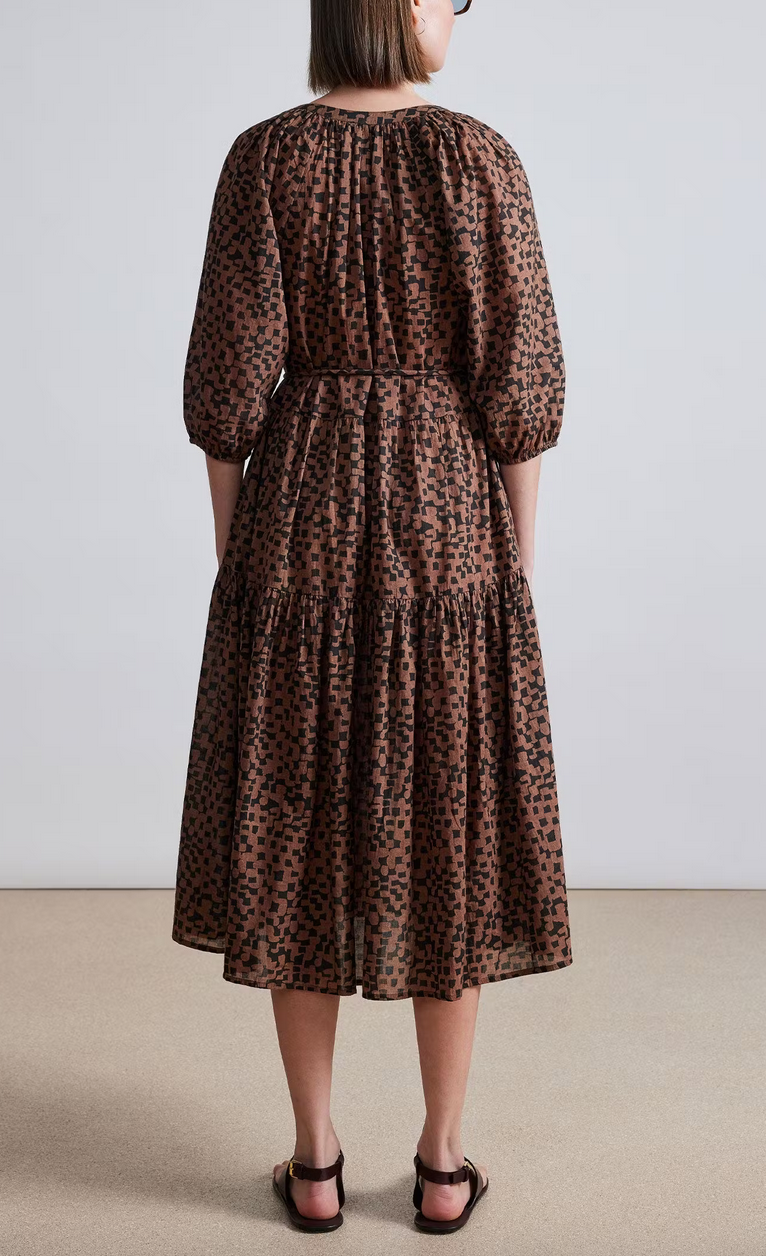 Mitte dress scattered geo