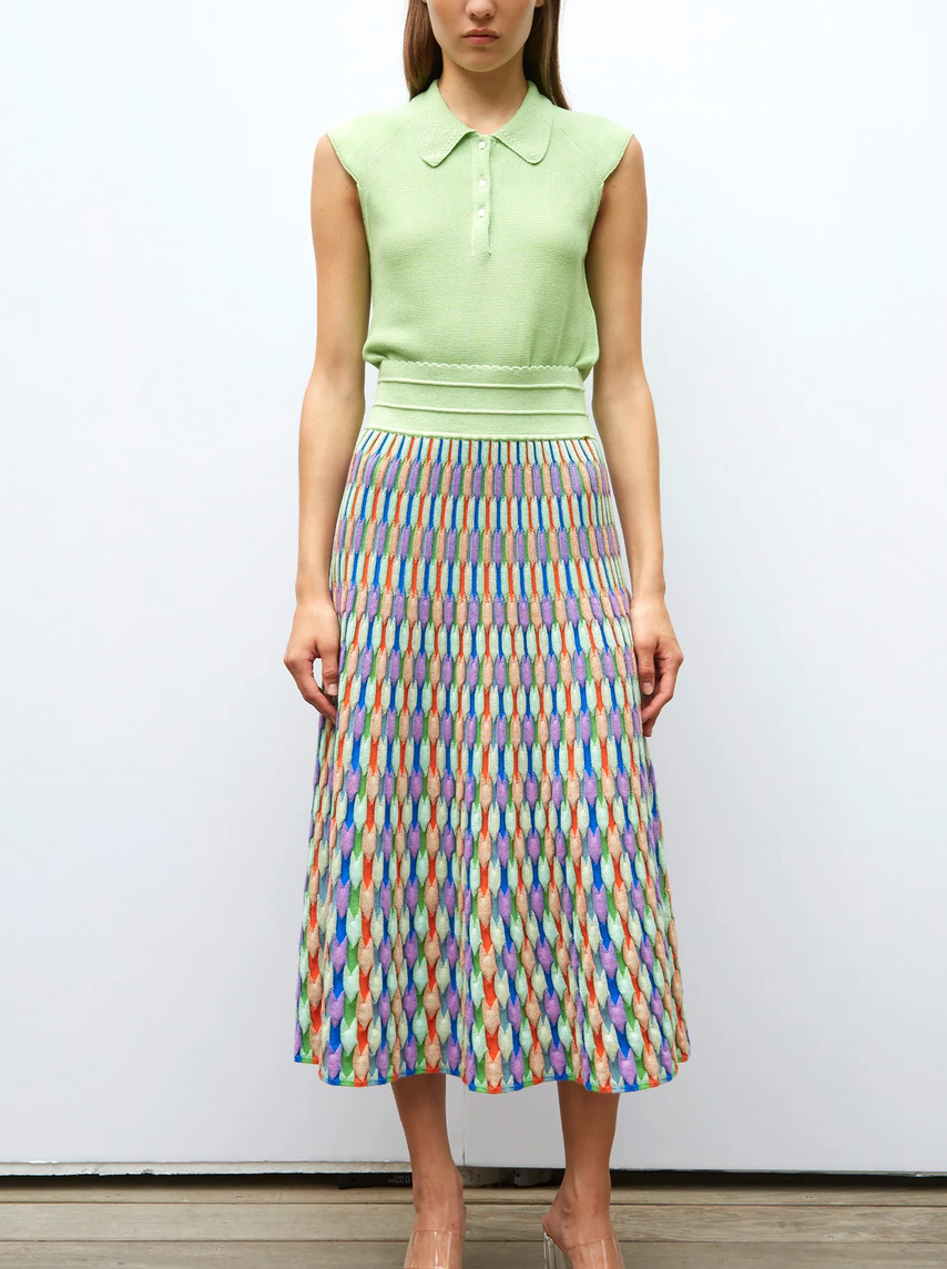 Air top with small moss stitch collar in pistachio