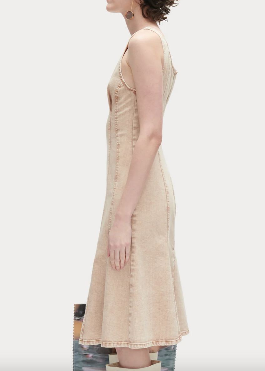 Fervie dress in brown