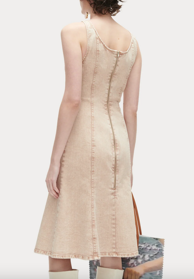 Fervie dress in brown