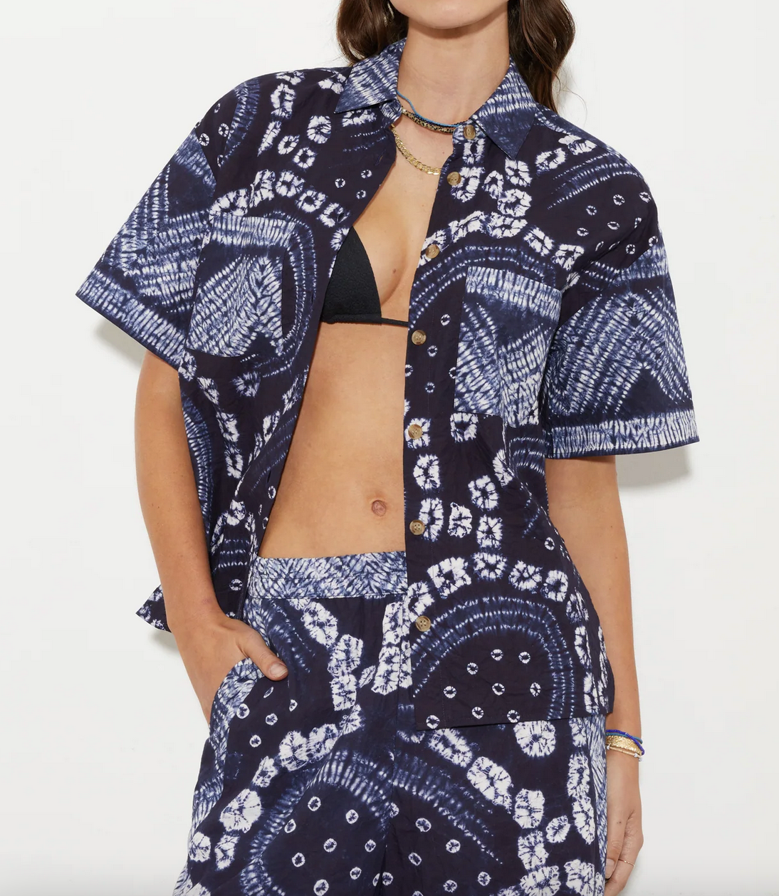 Vea shibori boy shirt indigo