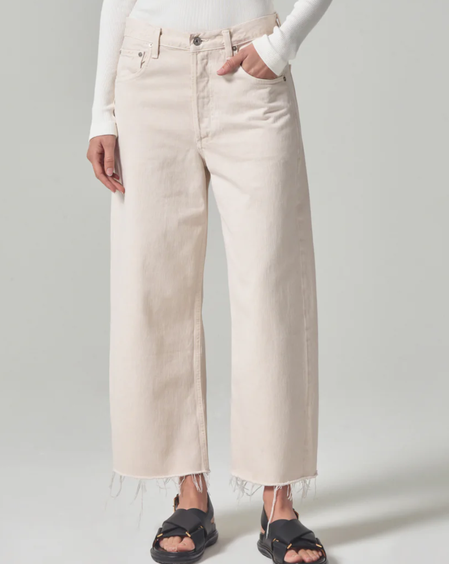 ayla raw hem crop in almondette