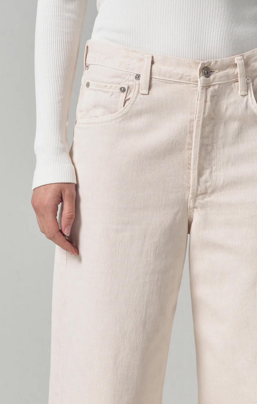 ayla raw hem crop in almondette