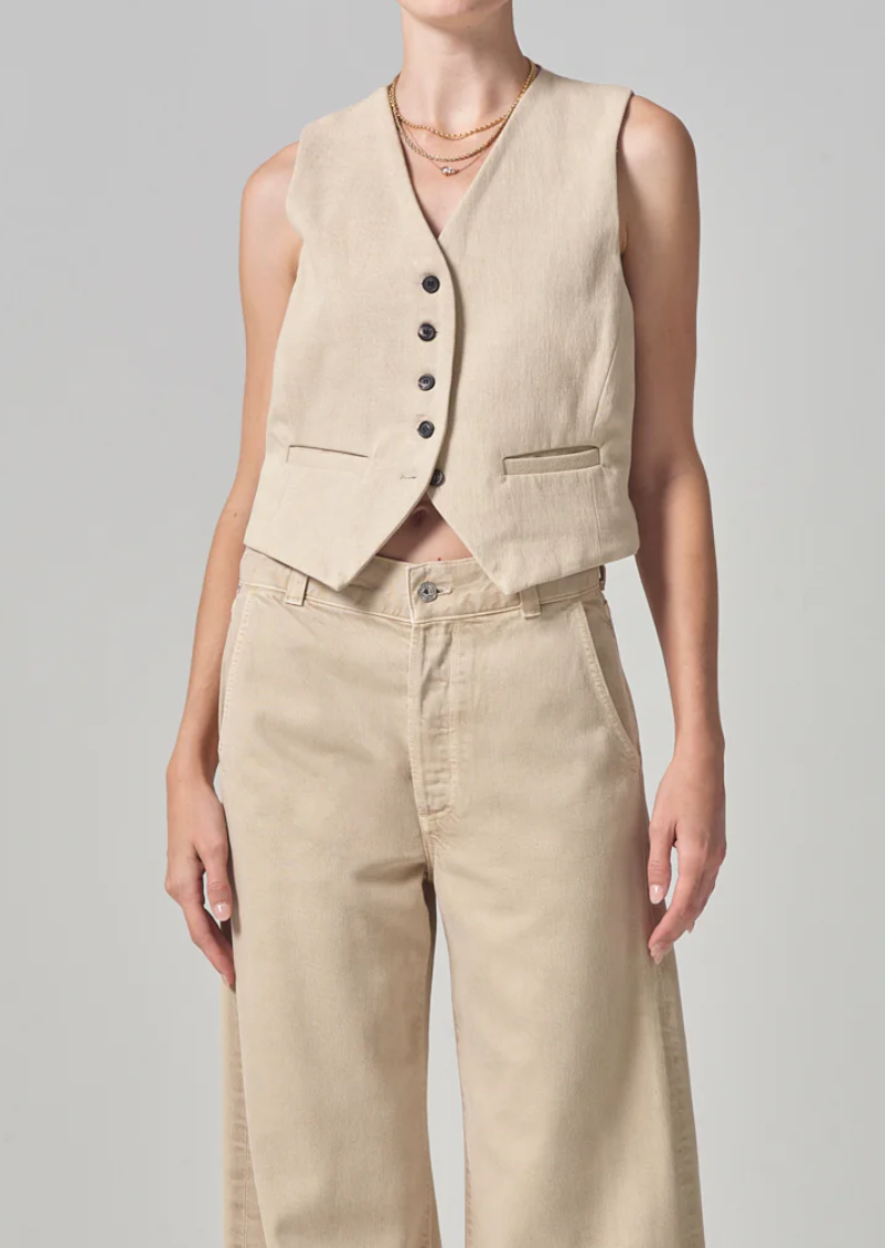 Sierra vest in taos sand