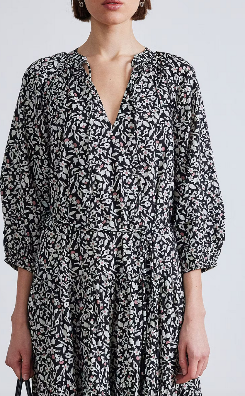 luminile tier maxi tiny flowers stamp