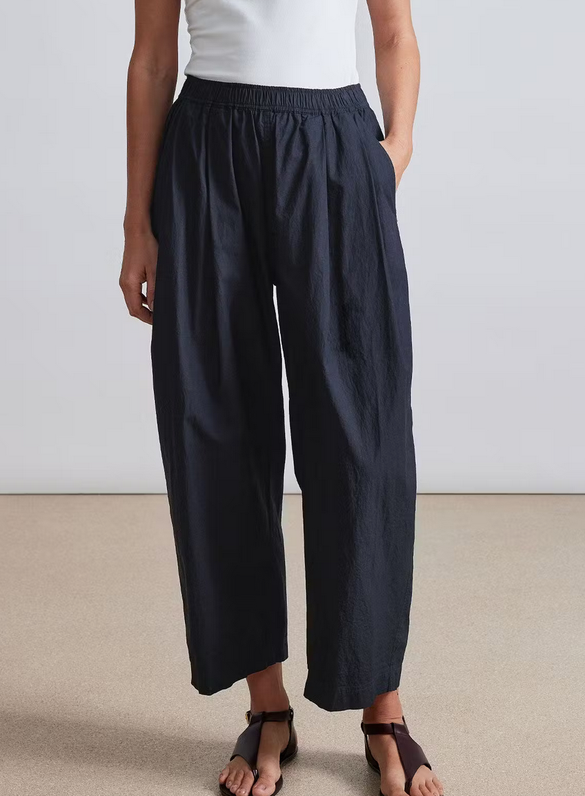 spa pleat pant black