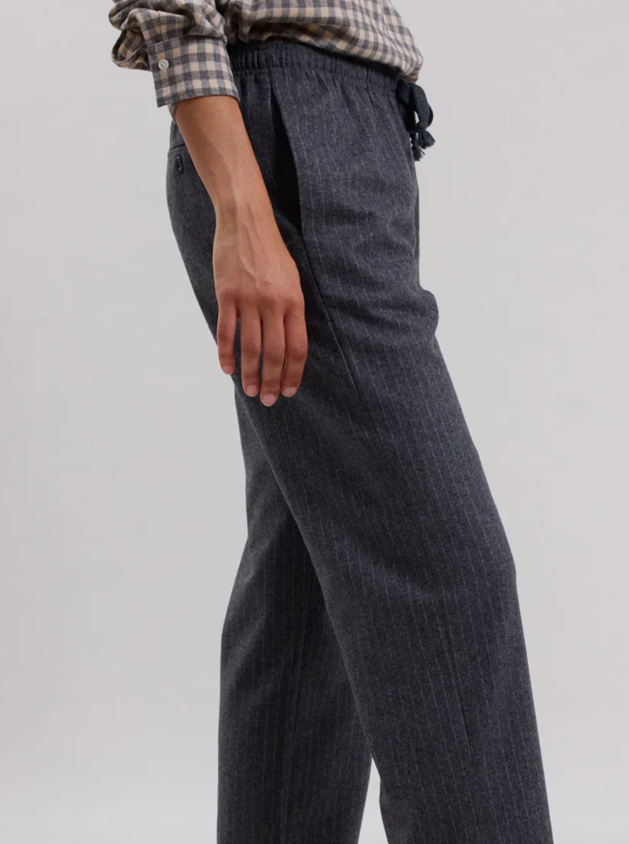 Peyo pants grey pin stripe