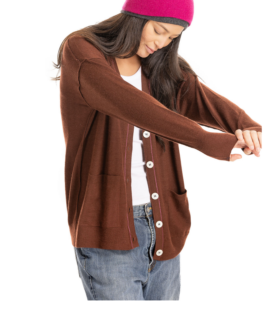 Relaxed v-neck cardigan in star anise