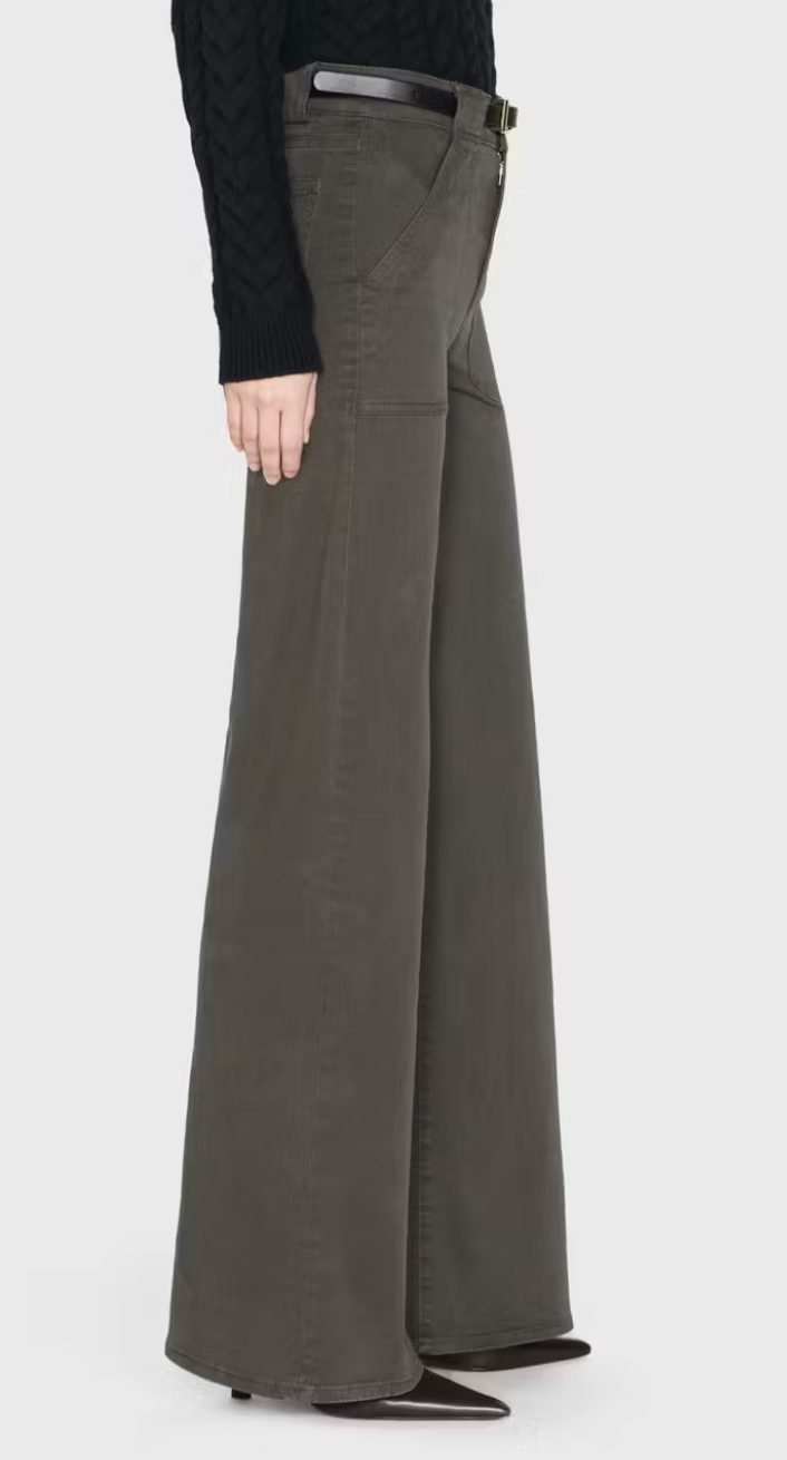 Modern pocket pant in rich military