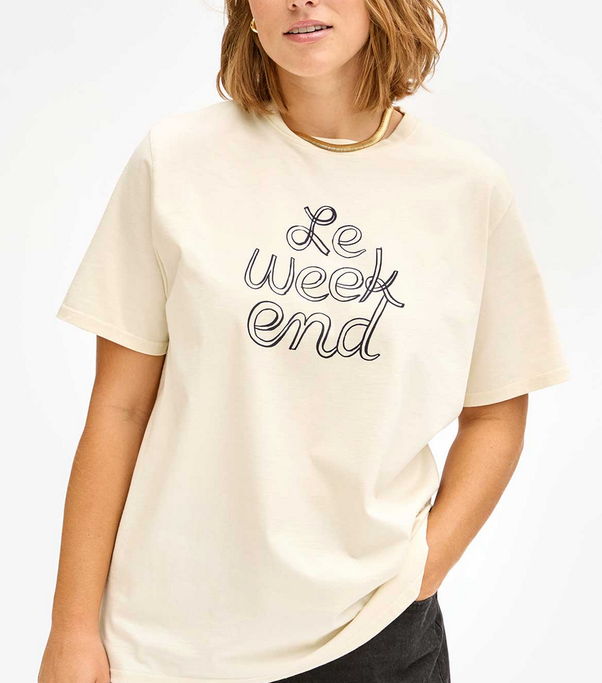 original tee cream w/ navy le weekend
