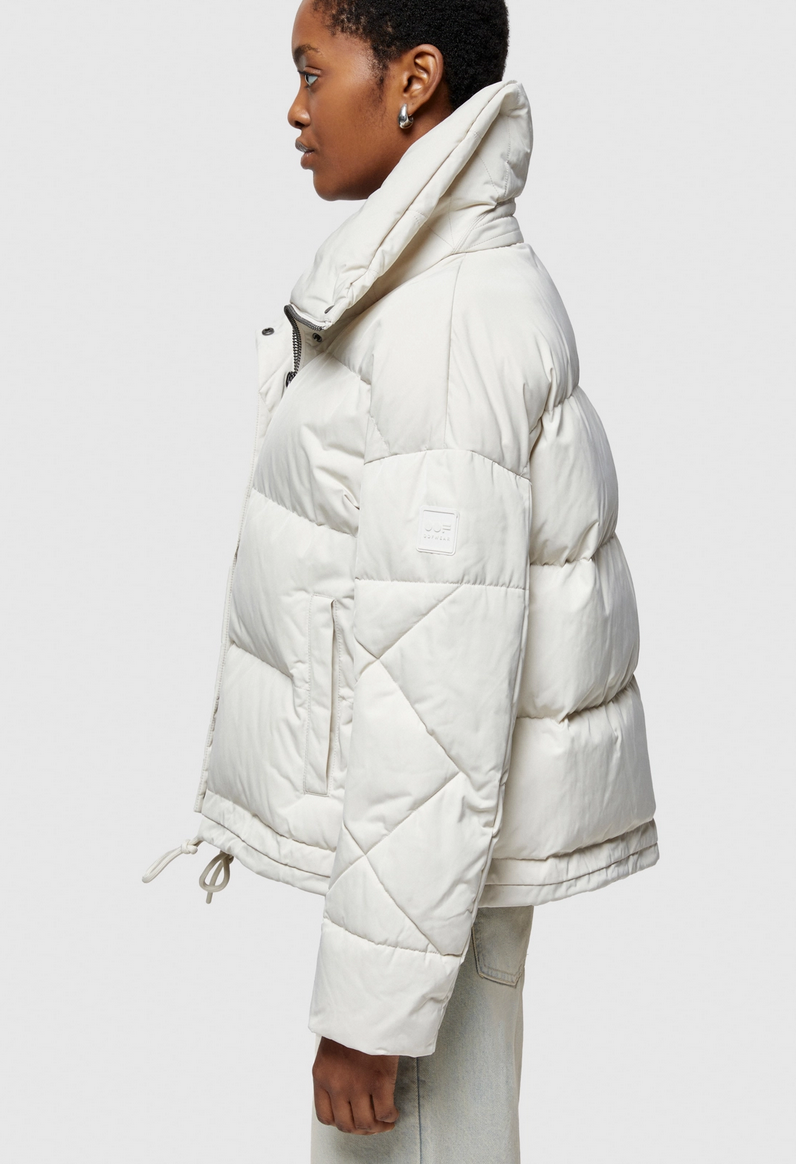 9235 short jacket in panna