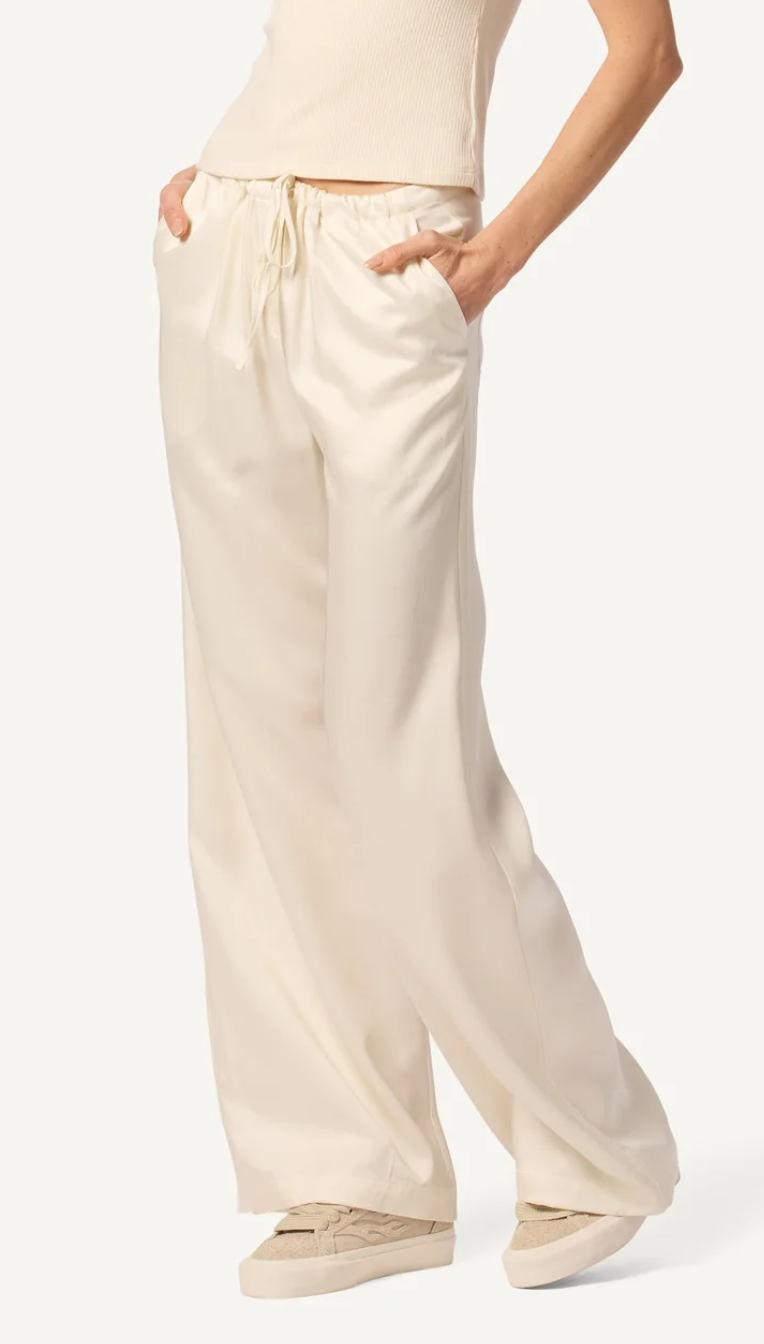 Gemma pull on straight leg pant gardenia