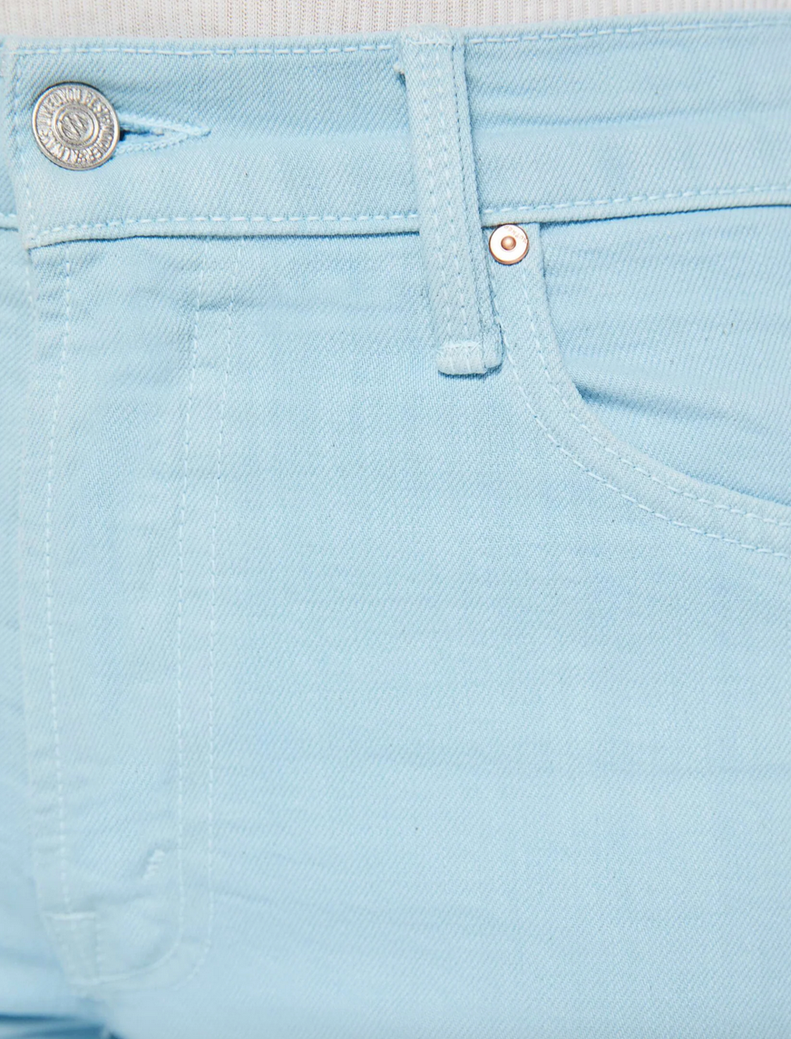 bookie flood air blue