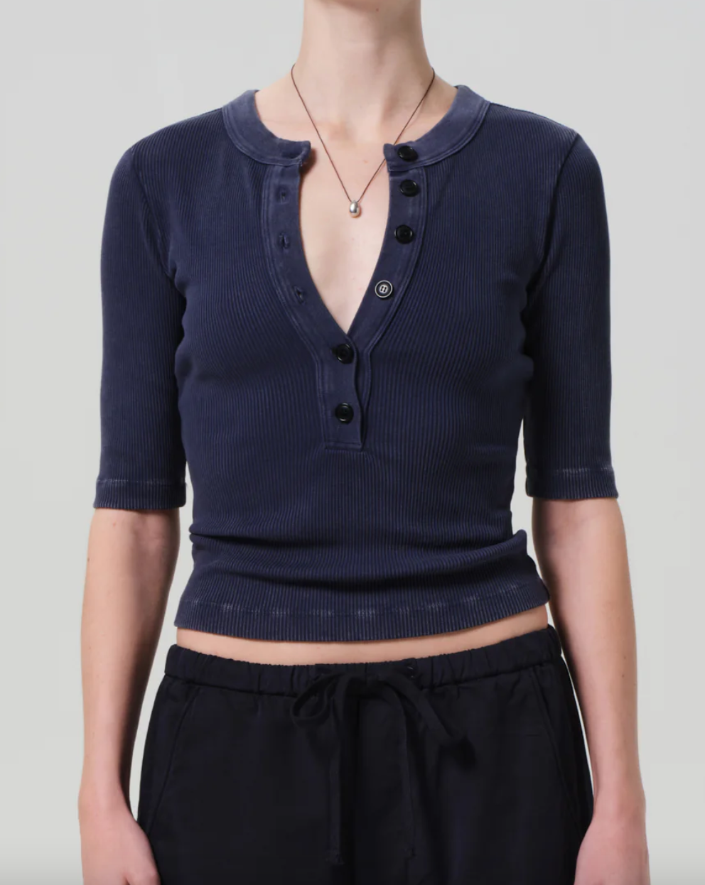 Nali short sleeve henley in mineral navy