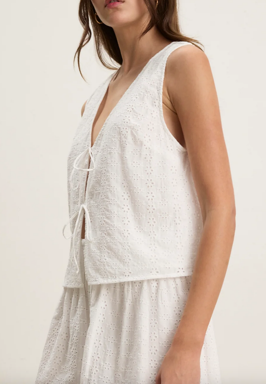 ava eyelet top white