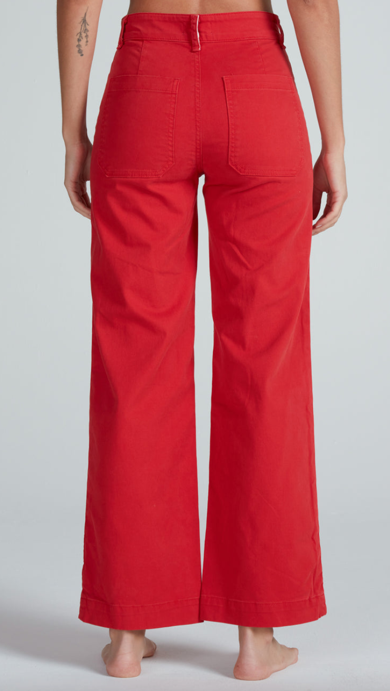 Sailor twill lips red