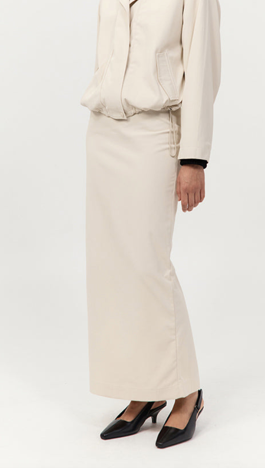 minimal column skirt putty
