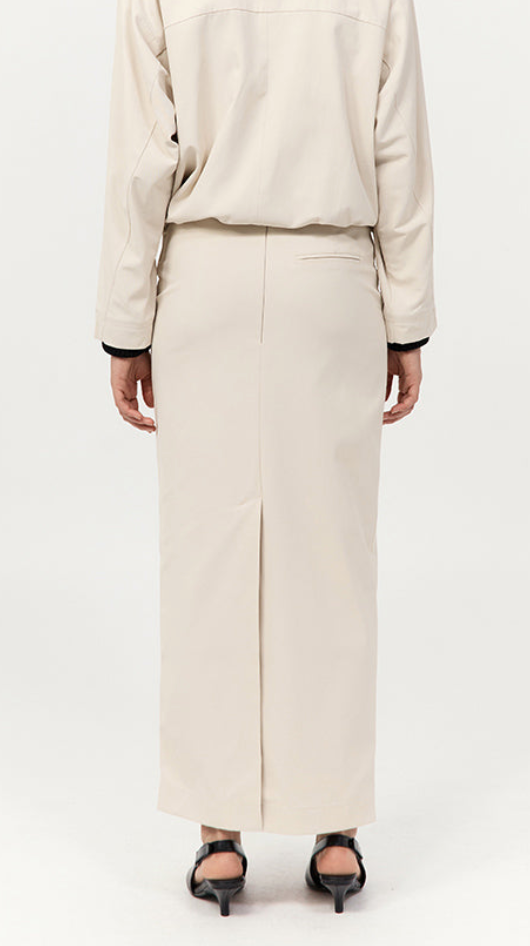 minimal column skirt putty