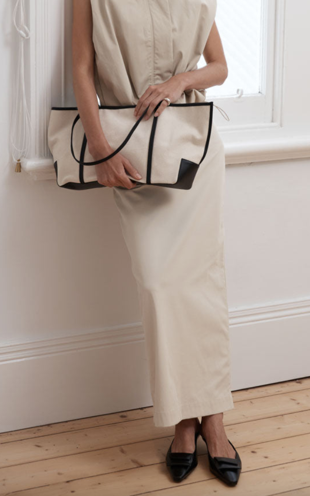 minimal column skirt putty