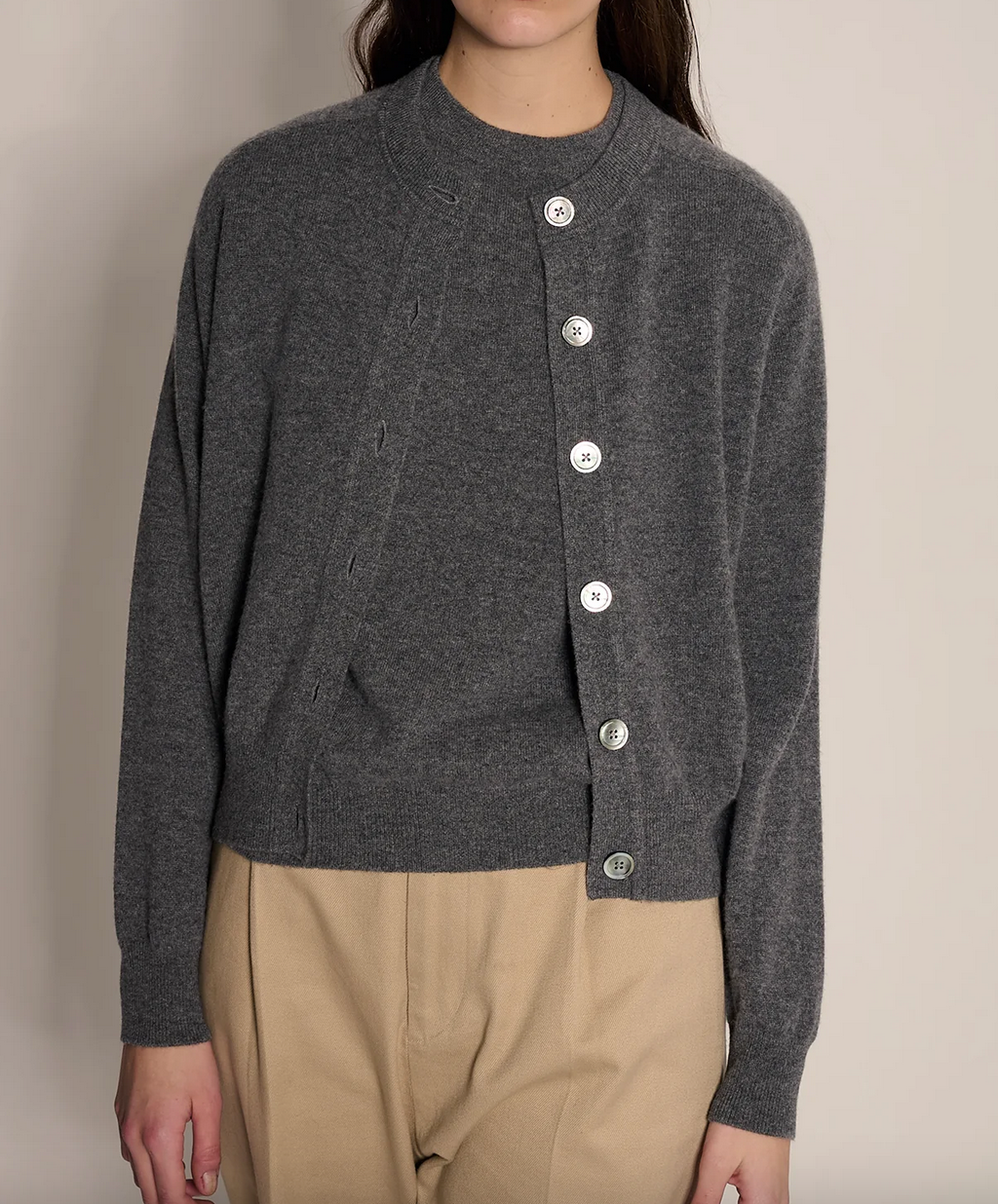 gwen cashmere cardigan dark heather grey
