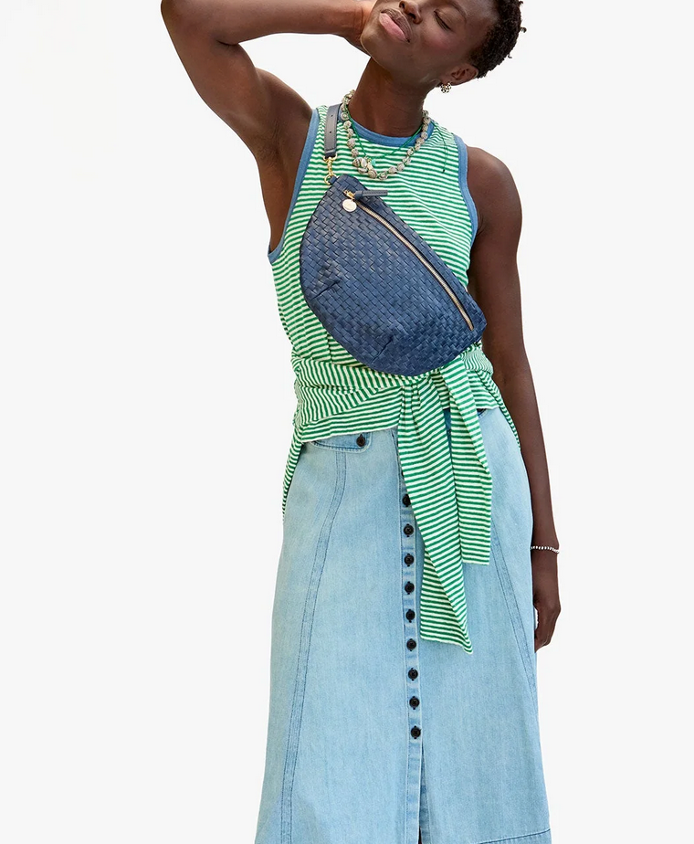 grande fanny bleu marine woven checker