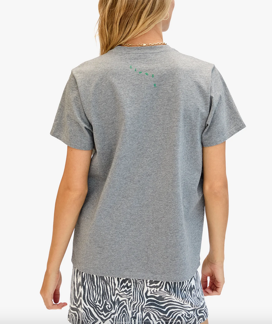 original tee w/ green apple/ cream snake