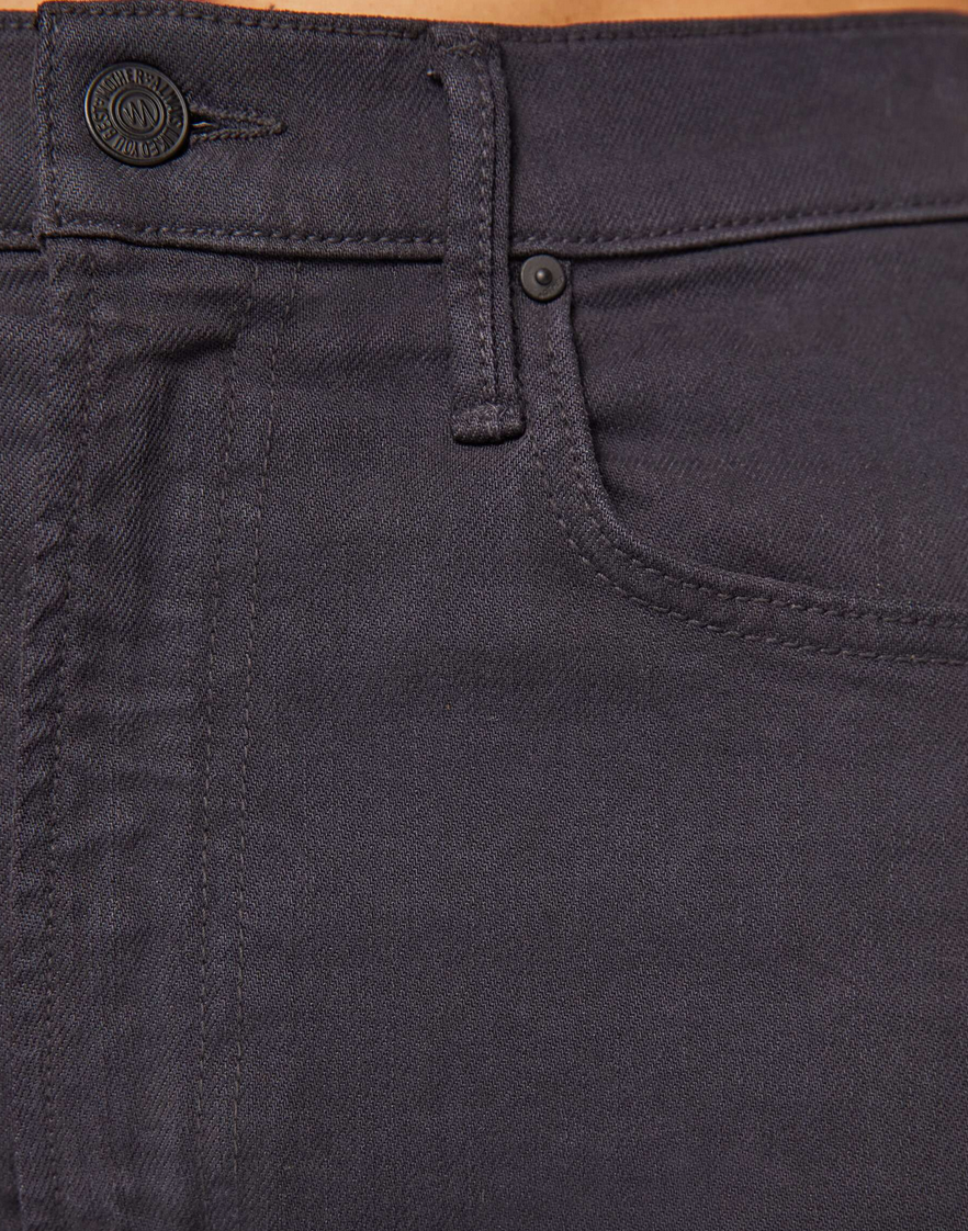 the half pipe flood faded black