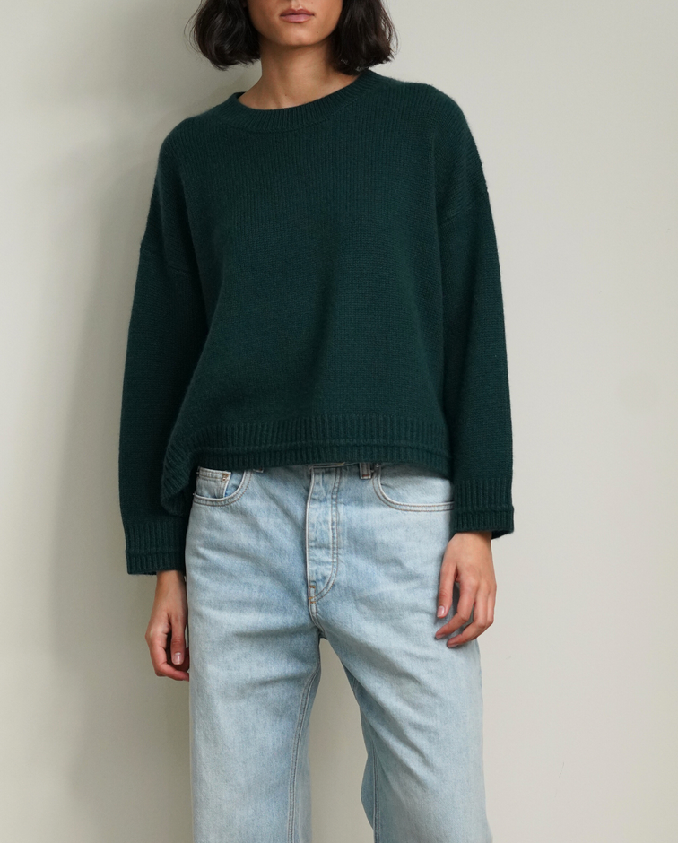 Alston boyfriend cashmere crewneck sacramento