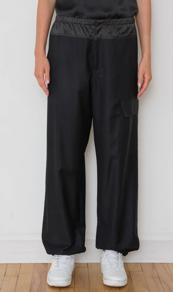 the bootleg cargo black