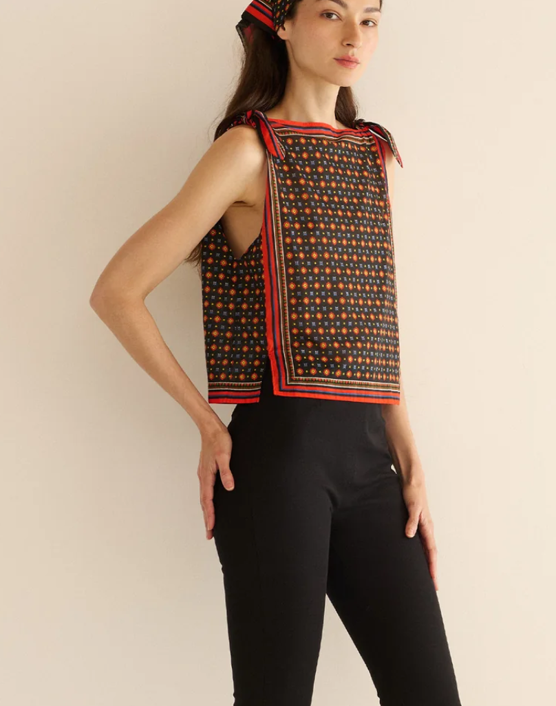 amalia top noir montmartre foulard