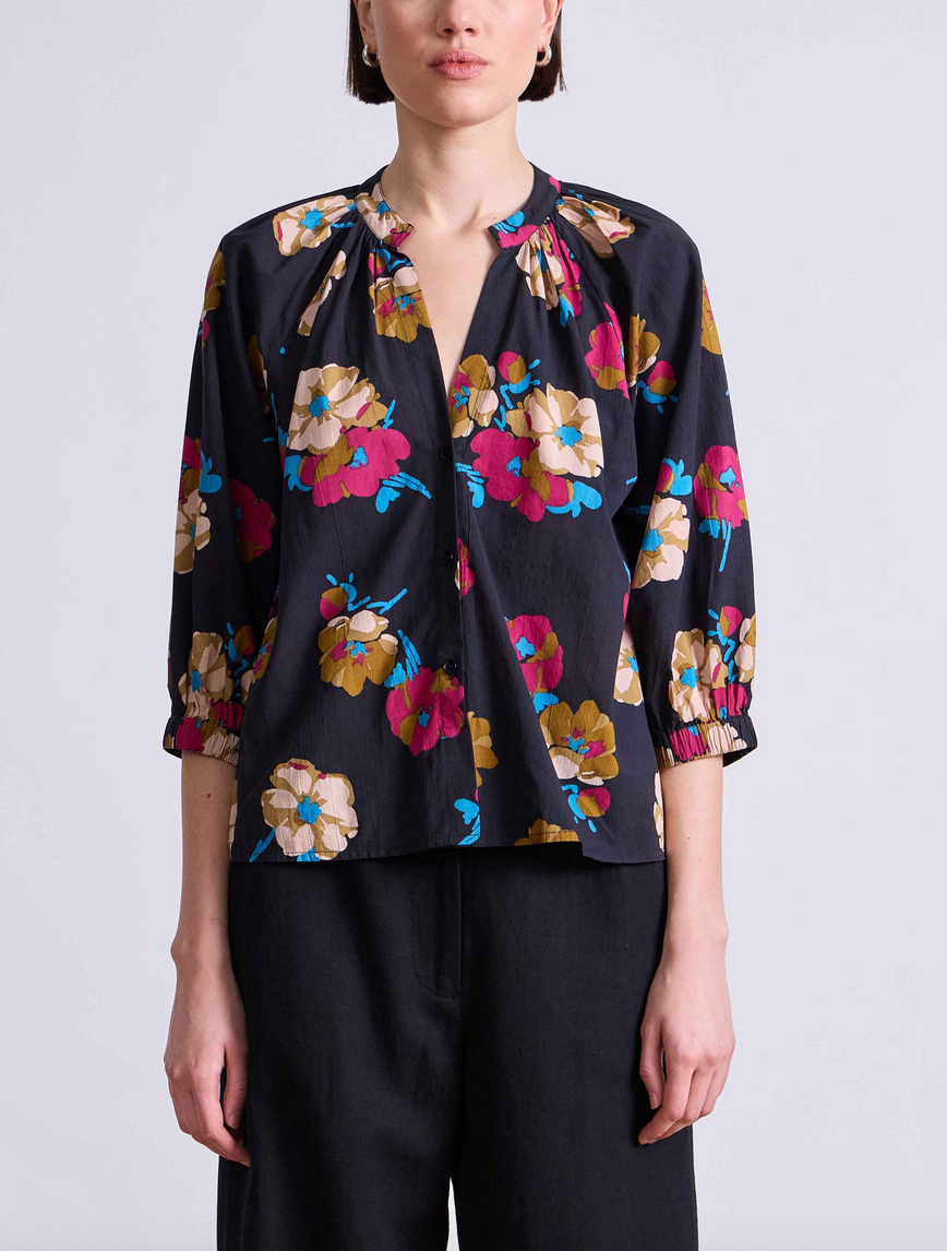 messina top floating floral