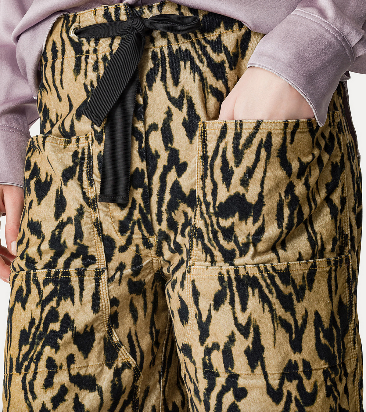 cargo trousers in cotton velvet with moire print honey