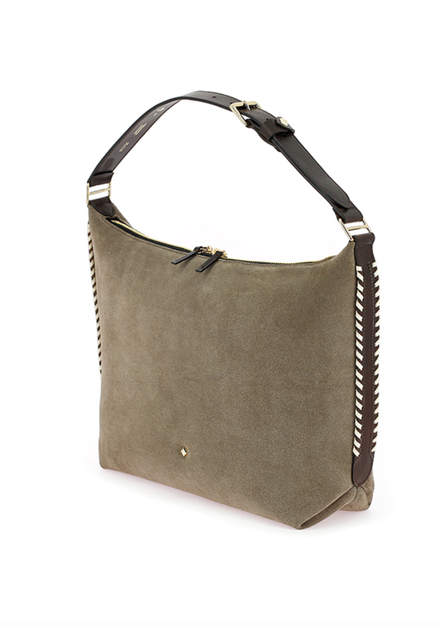 le fred arya velours chocolate almond