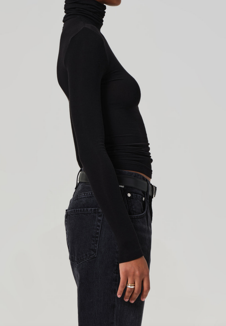 caradebe turtleneck black
