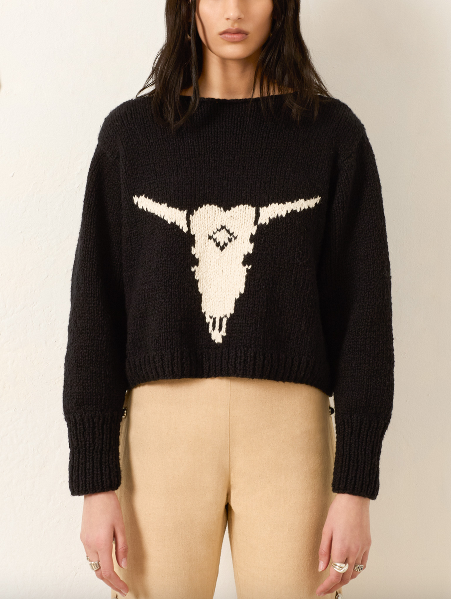 Leigh cow skull sweater black