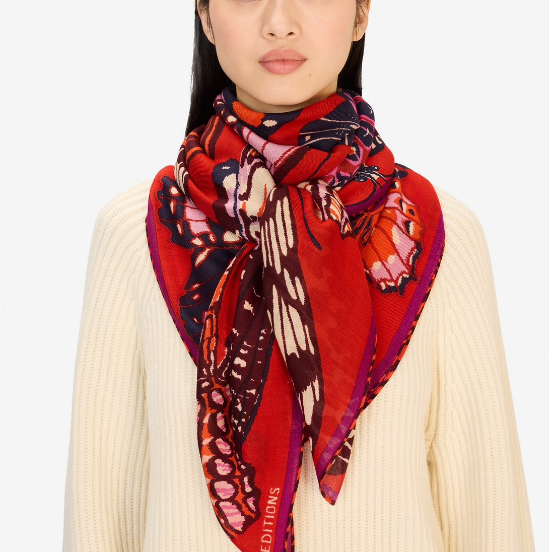 square scarf 130 papillons red