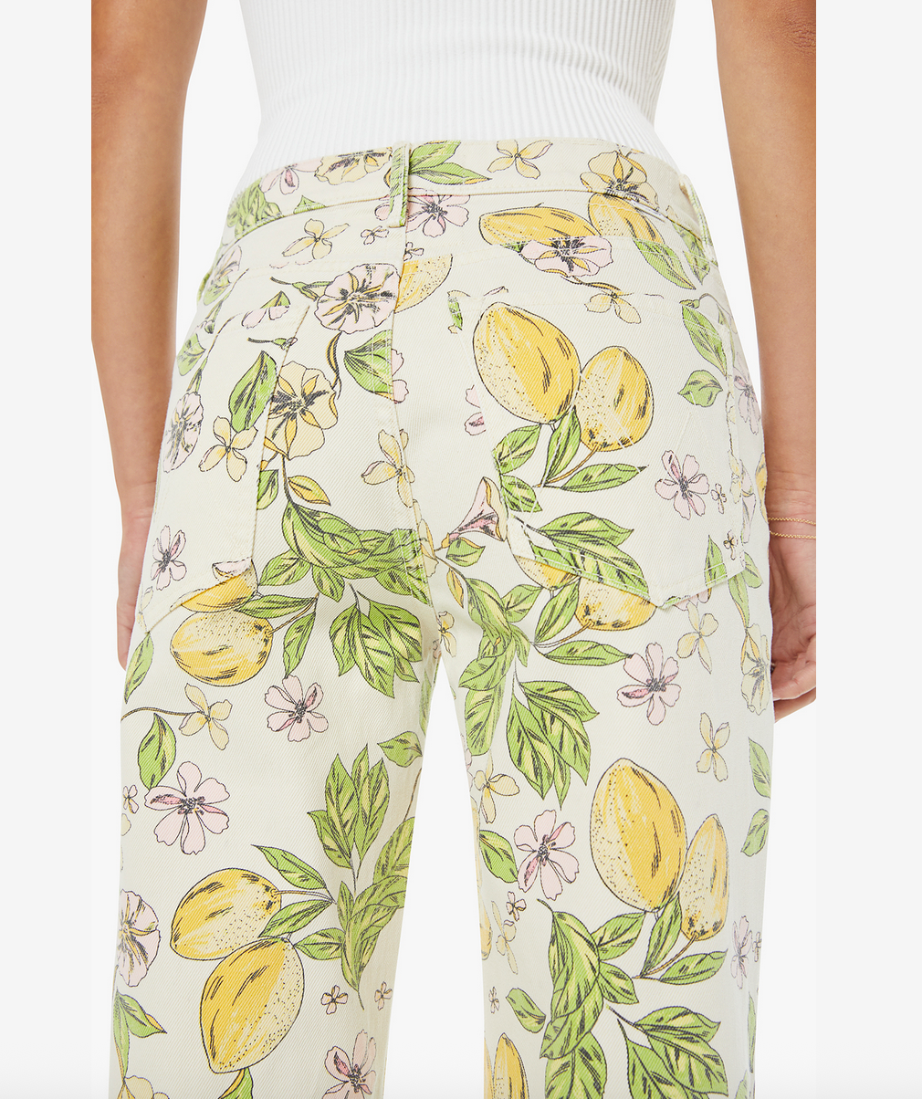 the kick it lemonade stand