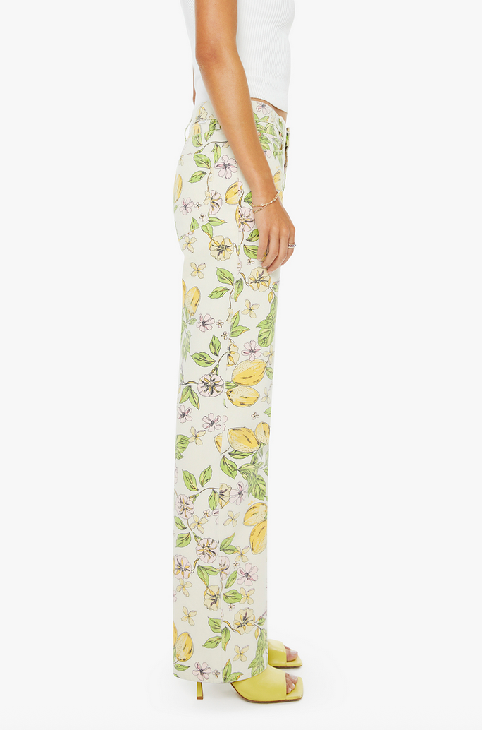 the kick it lemonade stand