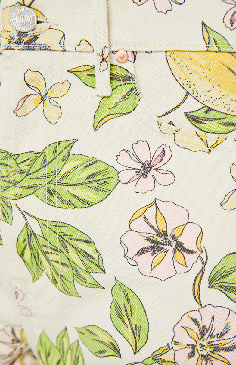 the kick it lemonade stand